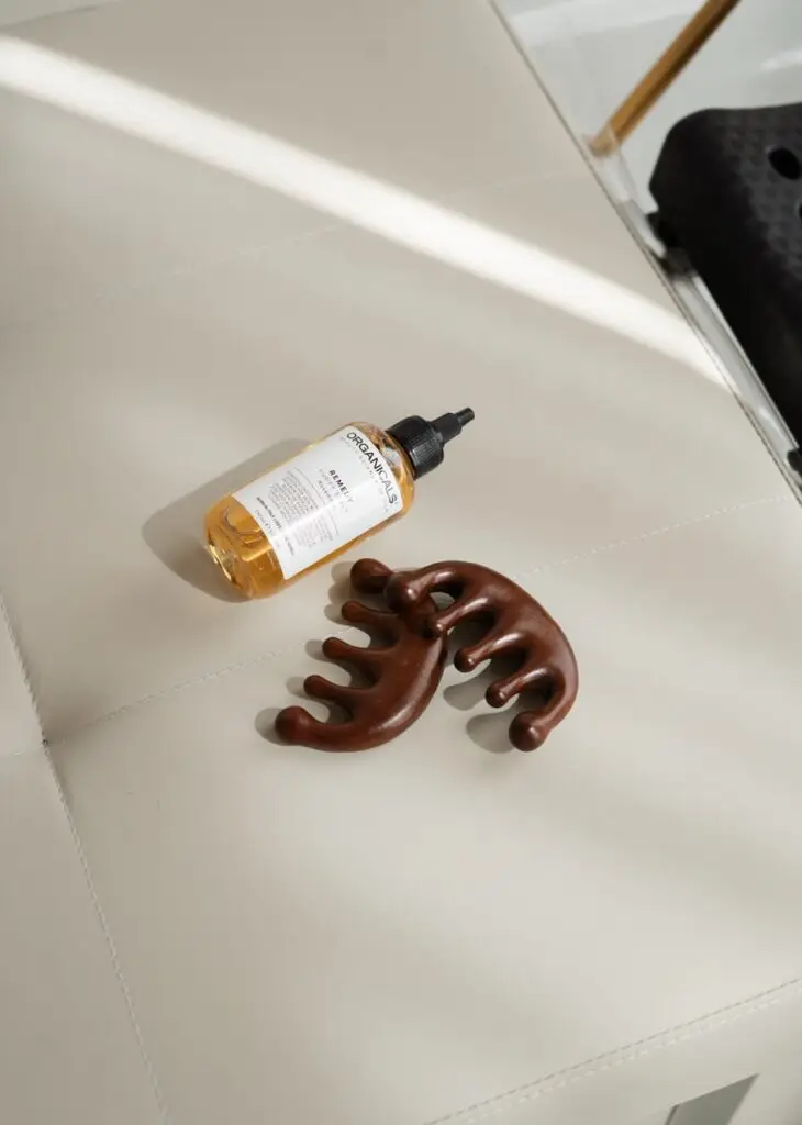Rolig salonplads indrettet til en UMI headspa-behandling