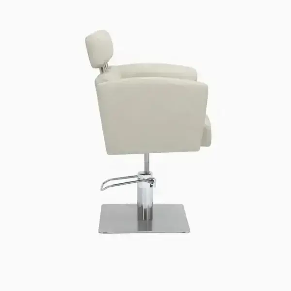 UMI ‘Japandi’ – Japandi Salon Chair
