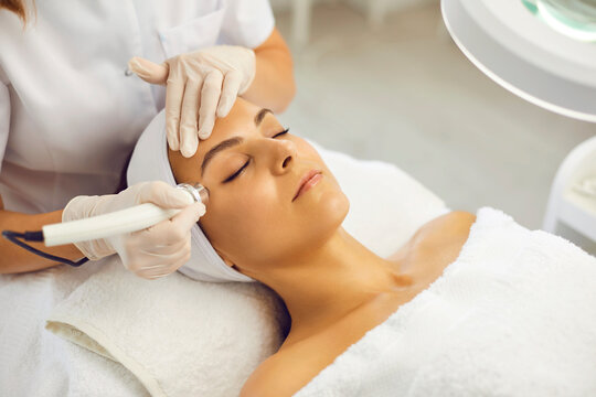 Gratis Intro: Hydrafacial voor Salons (online)
