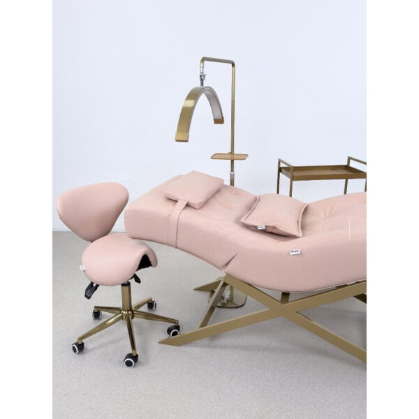 Lash Style Comfy treatment couch pink faux leather